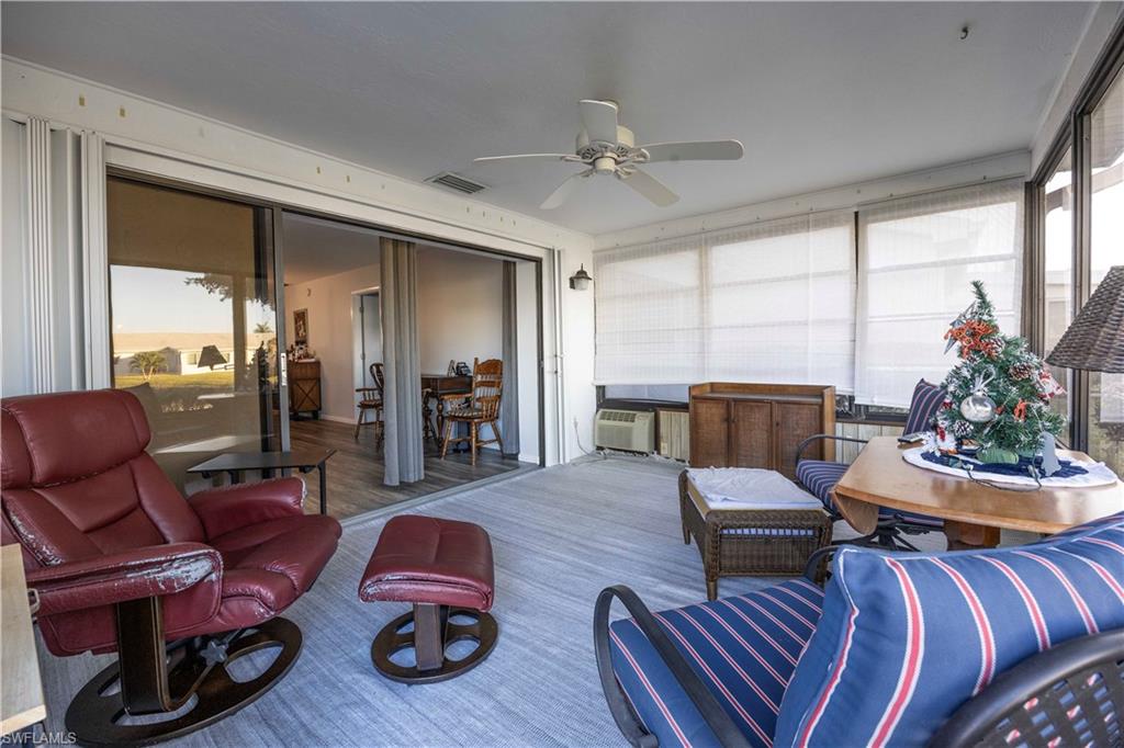 1513 Edgewater CIR