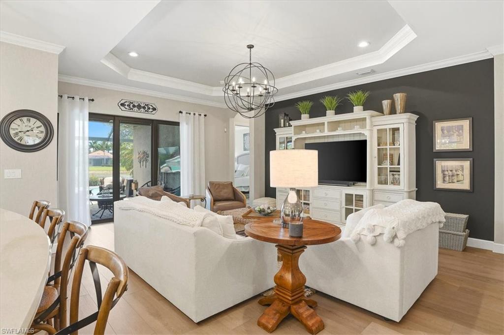 9523 Campanile CIR