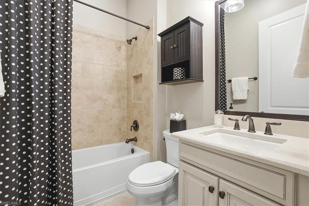 9523 Campanile CIR