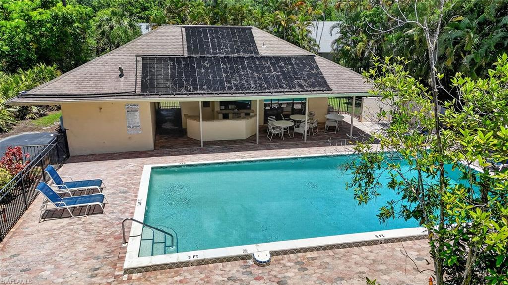 2278 ROYAL LN