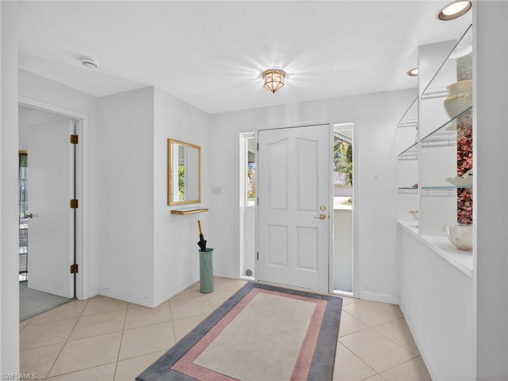 2278 ROYAL LN