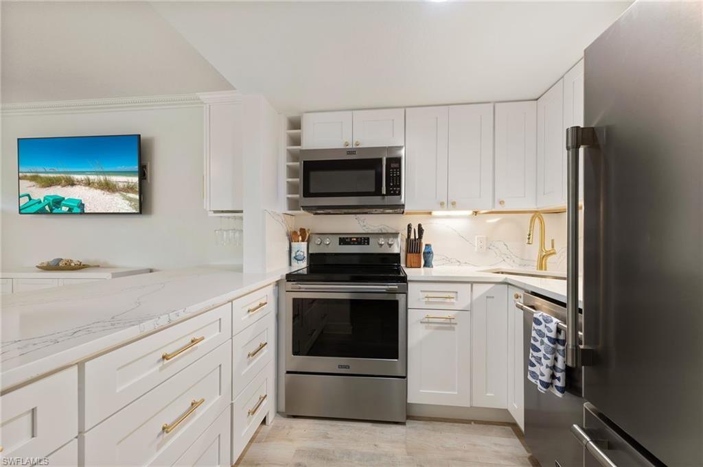 950 7th AVE S 23