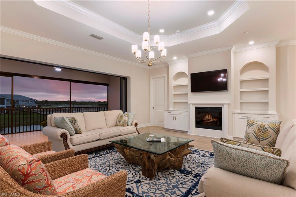 15328 Lucerna ST 202