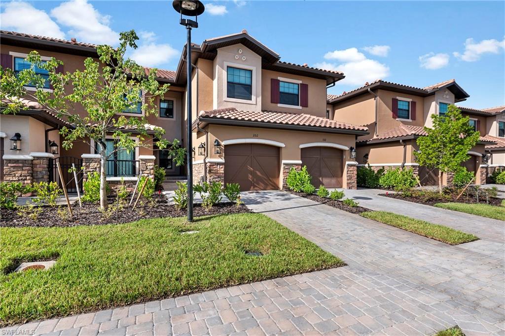 15328 Lucerna ST 202