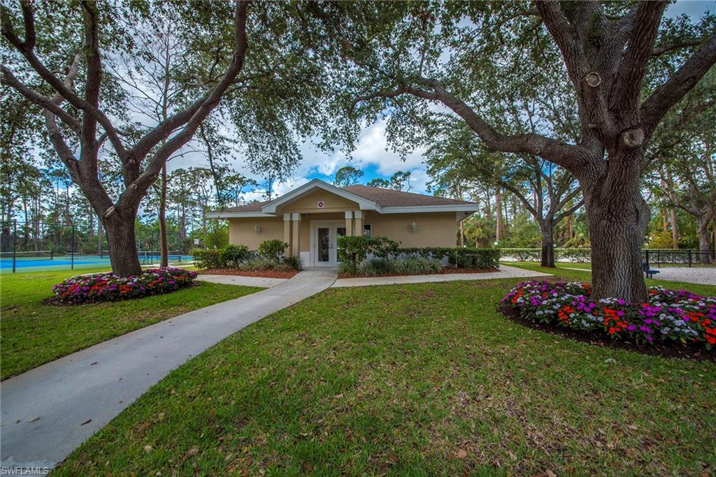 576 Briarwood BLVD