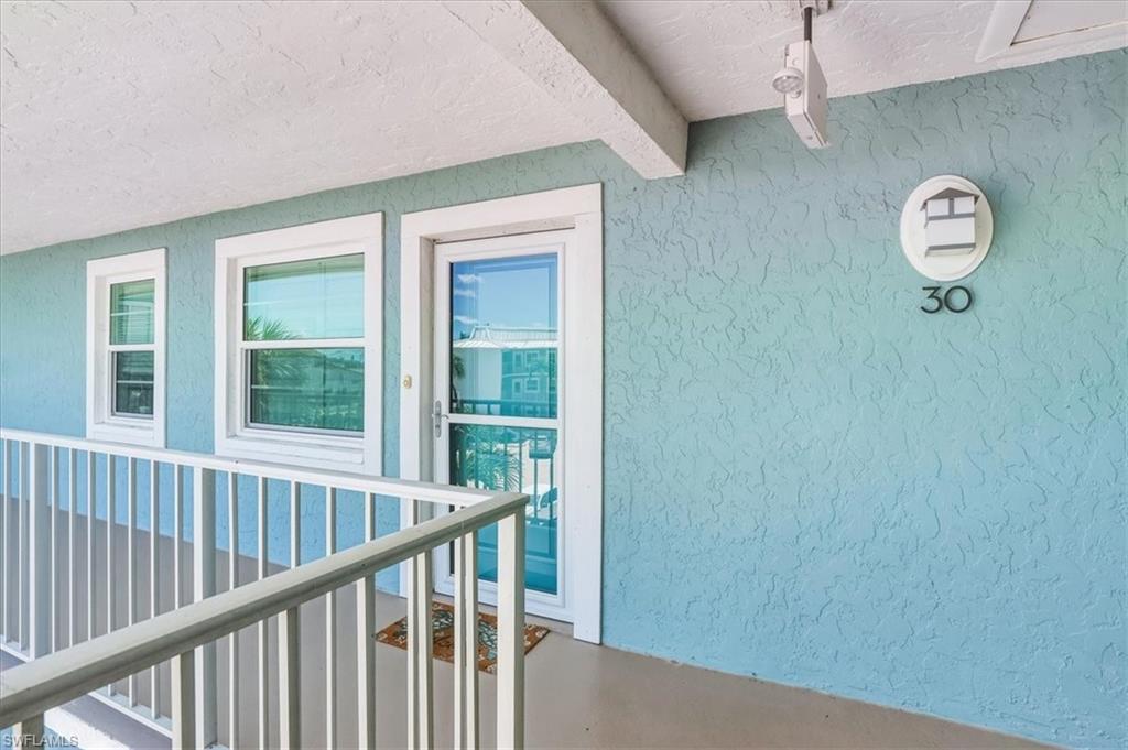 1280 Blue Point AVE C30