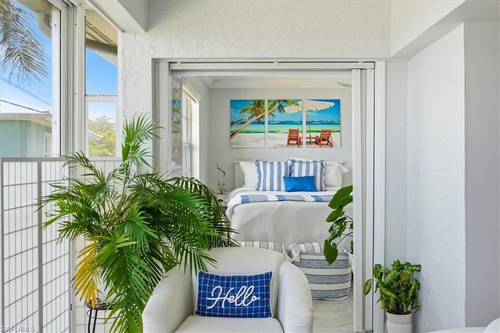 1280 Blue Point AVE C30