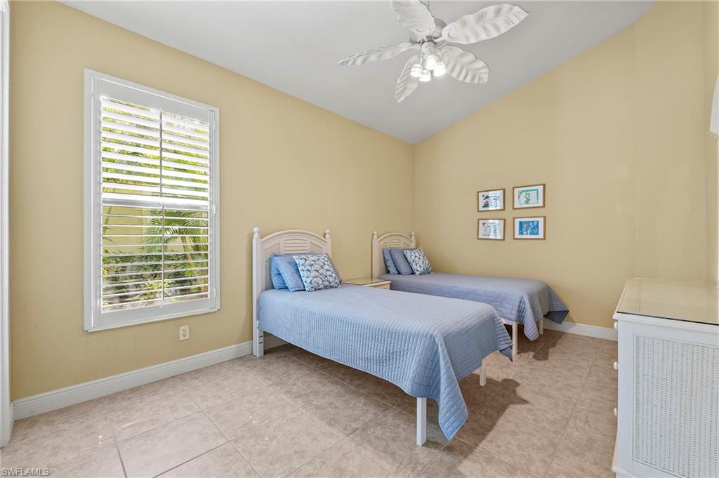 975 Tivoli CT
