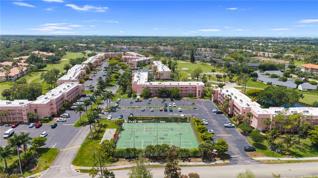 400 Forest Lakes BLVD 204