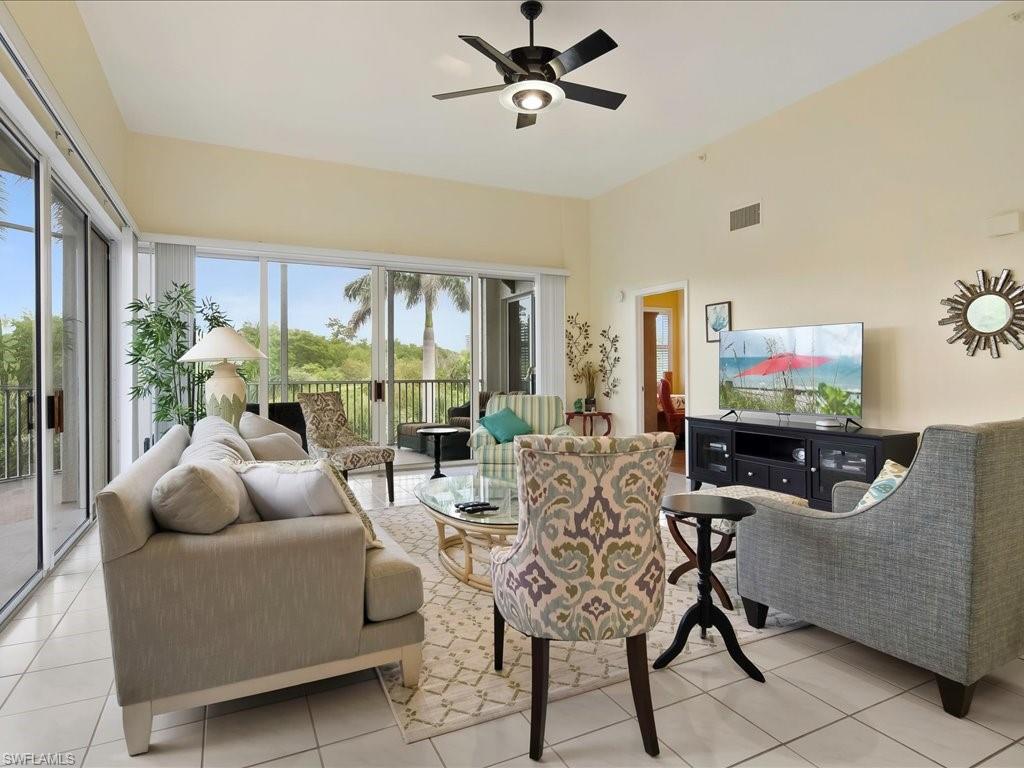 5550 Heron Point DR 105
