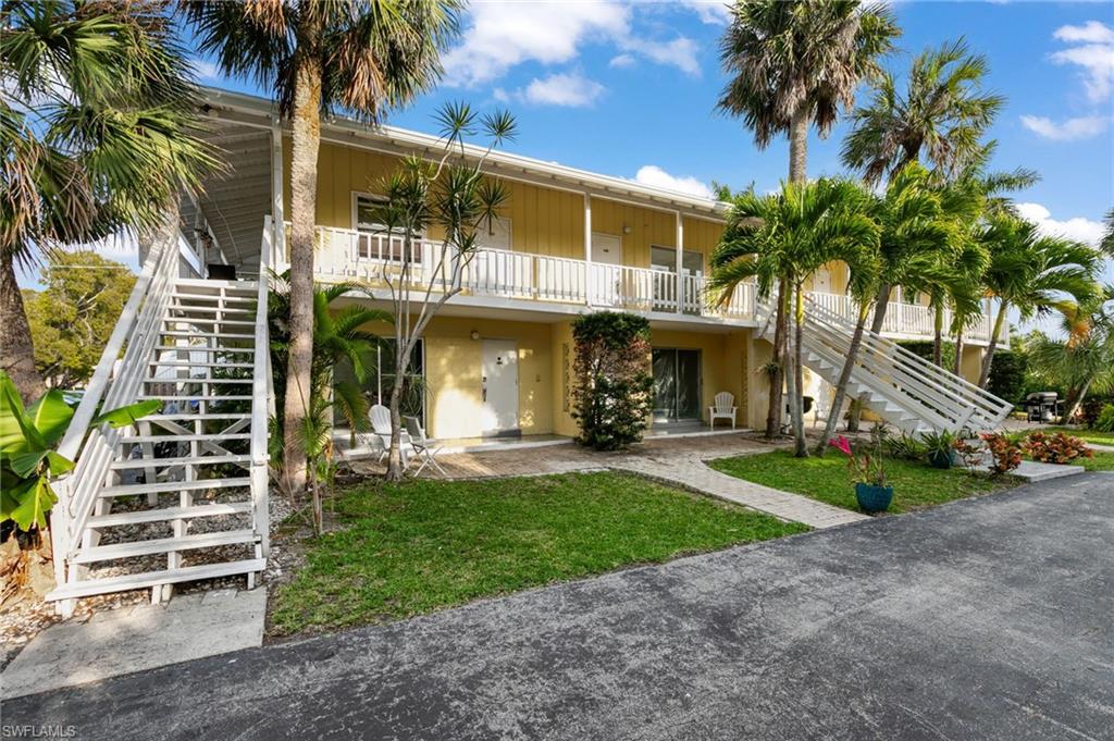 1360 Chesapeake AVE 1372
