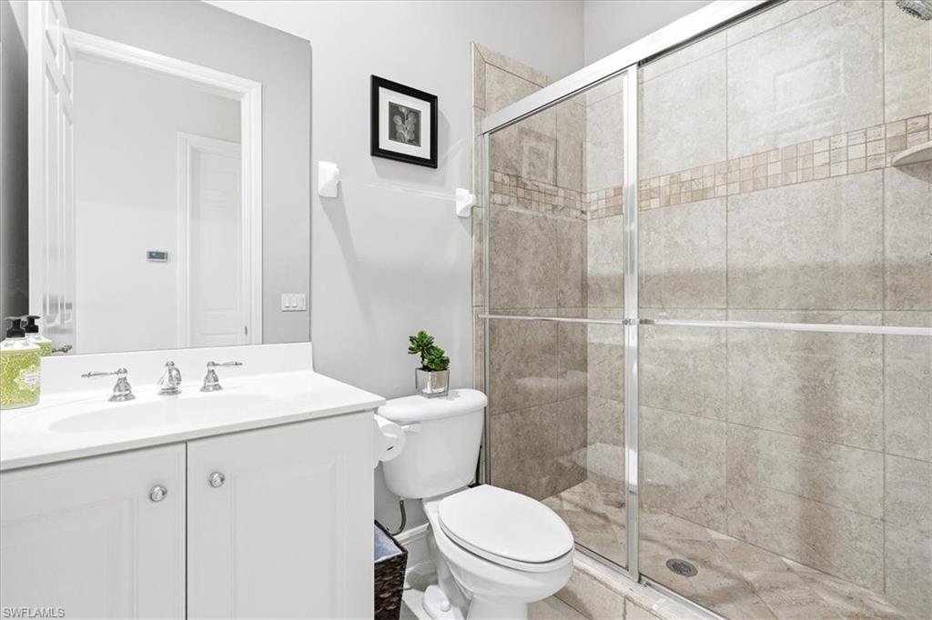 3695 Montreux LN 202