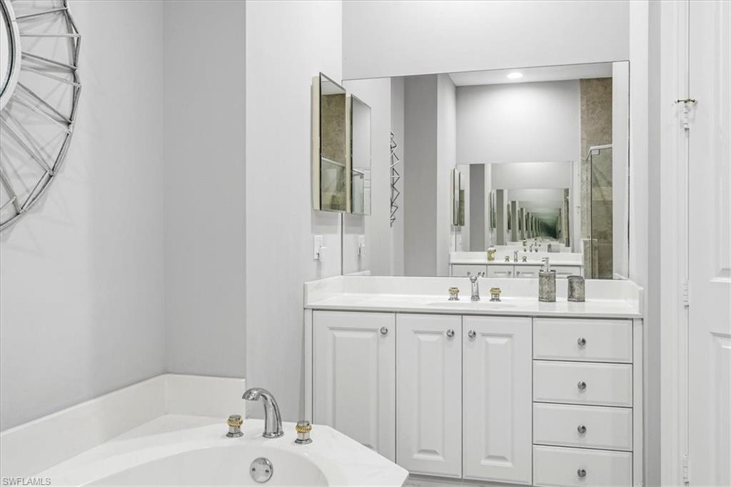 3695 Montreux LN 202