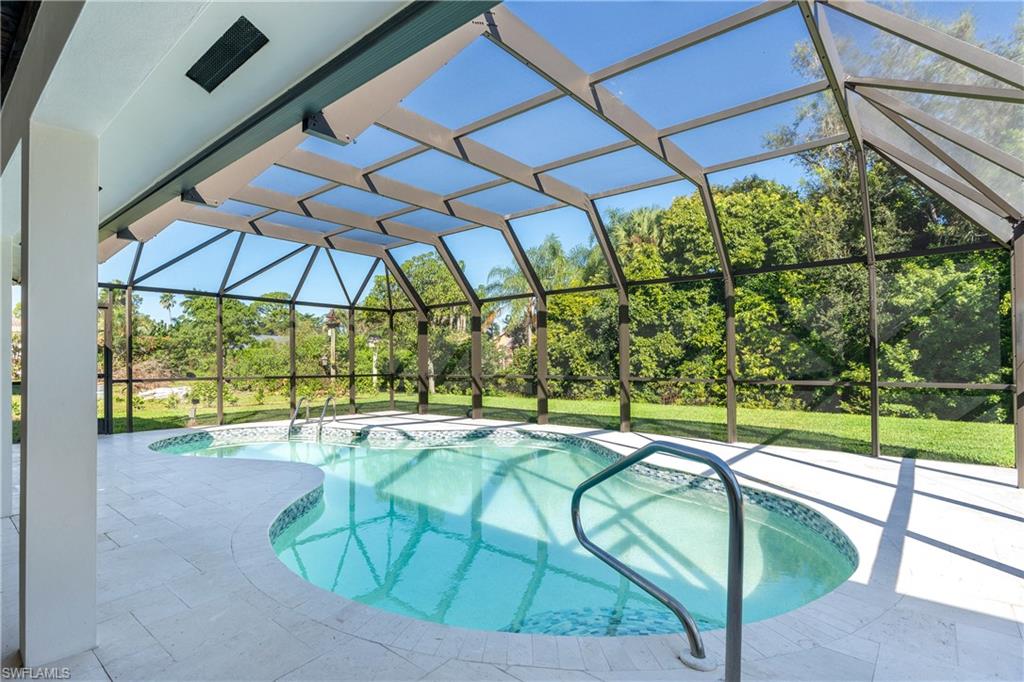 5105 Berkeley DR