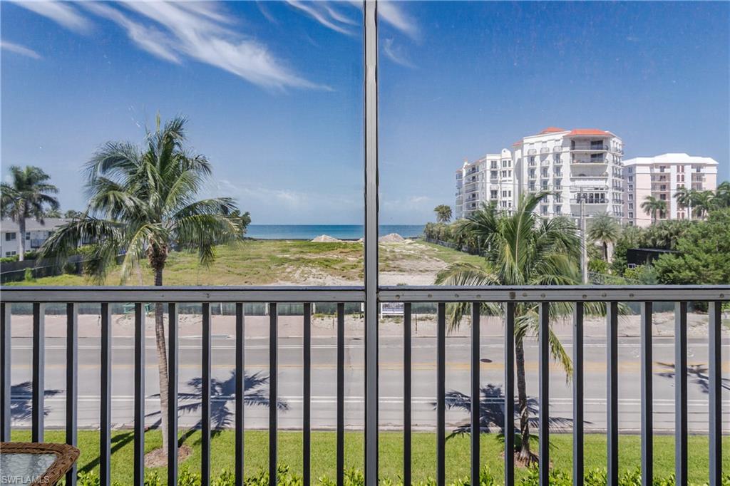1100 Gulf Shore BLVD N 306