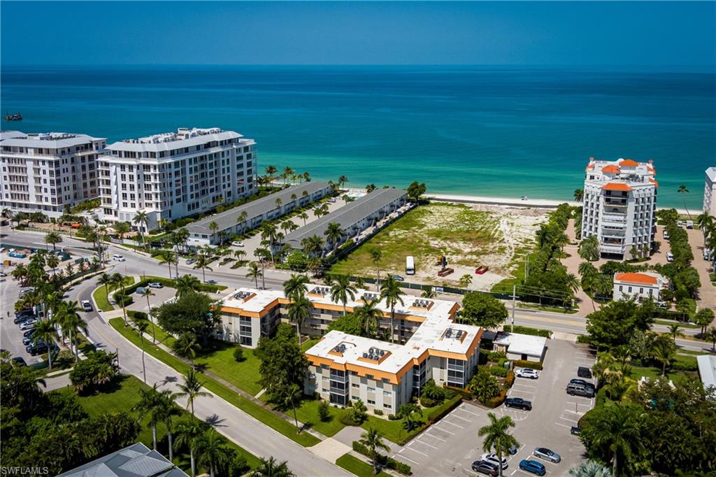 1100 Gulf Shore BLVD N 306