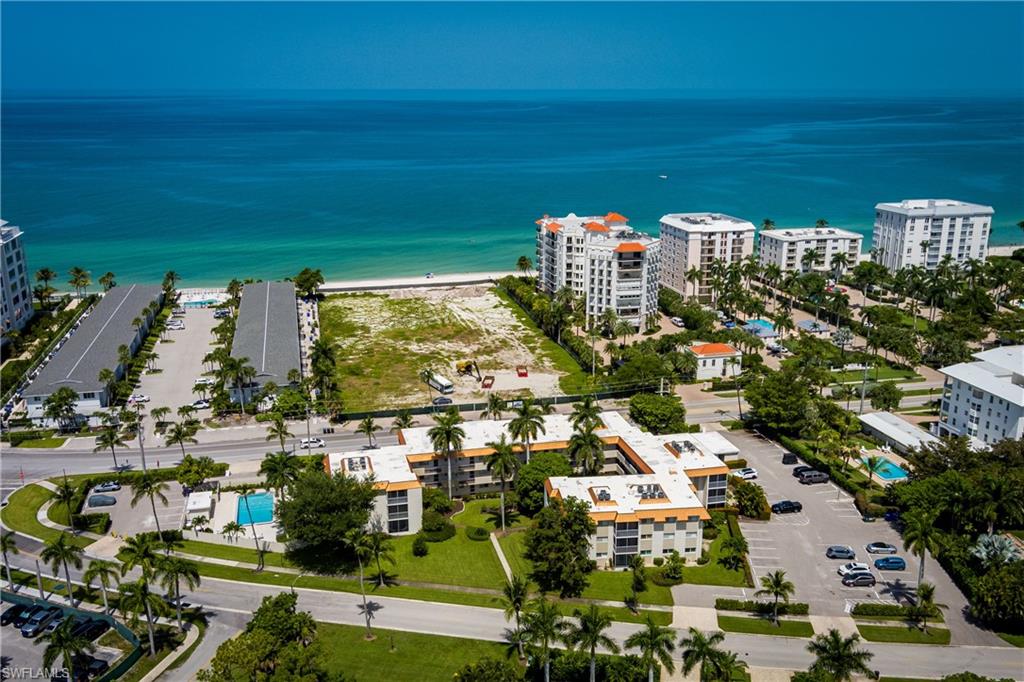 1100 Gulf Shore BLVD N 306