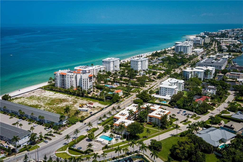 1100 Gulf Shore BLVD N 306