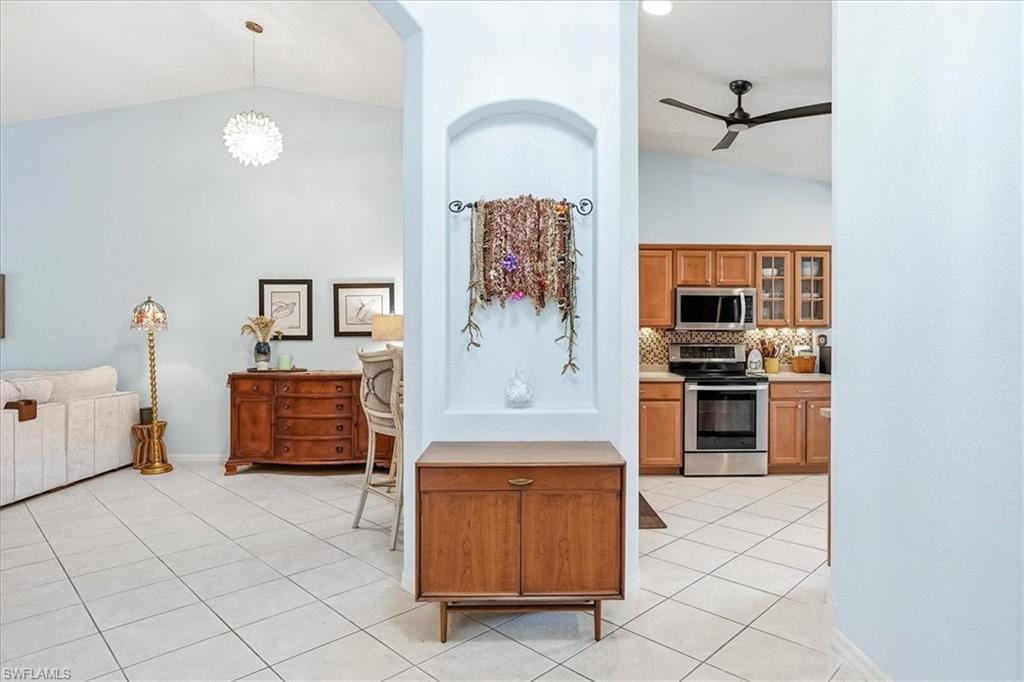 14915 Volterra CT