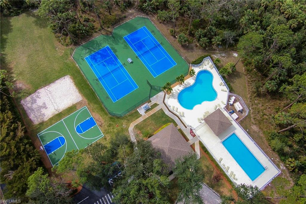 1032 Tivoli LN
