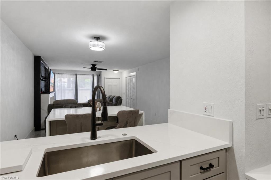 81 Emerald Woods DR M3