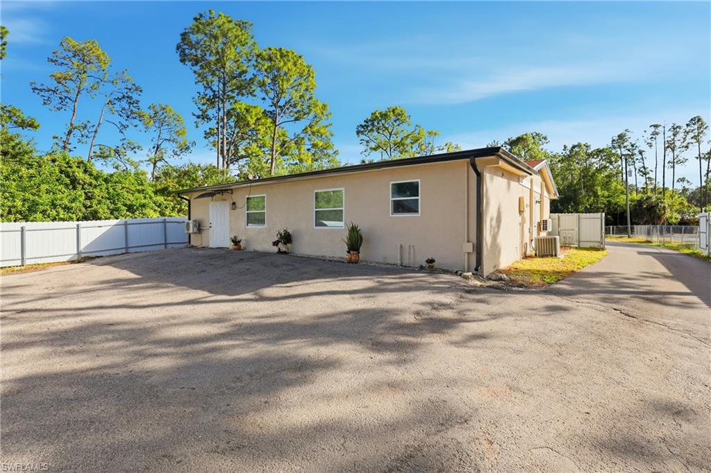 6005 Star Grass LN