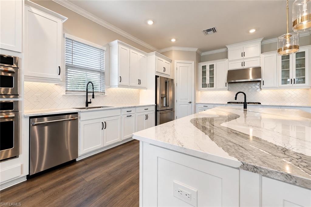 15863 Triesta LN