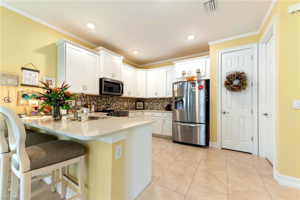 1113 Rolling Brook LN