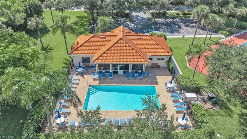 250 Robin Hood CIR 202