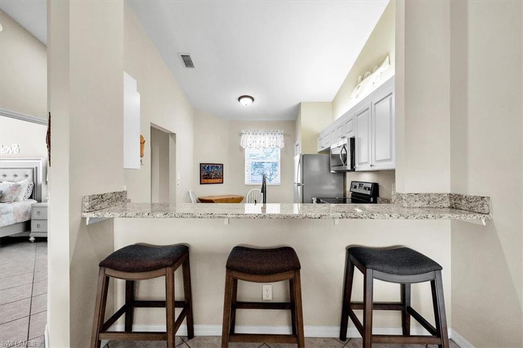250 Robin Hood CIR 202