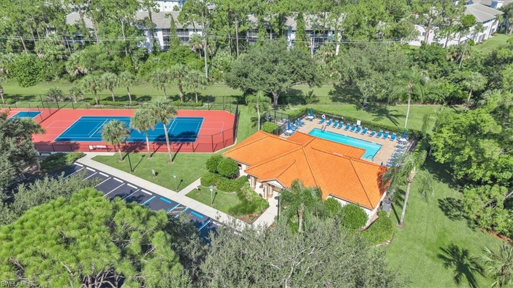 250 Robin Hood CIR 202