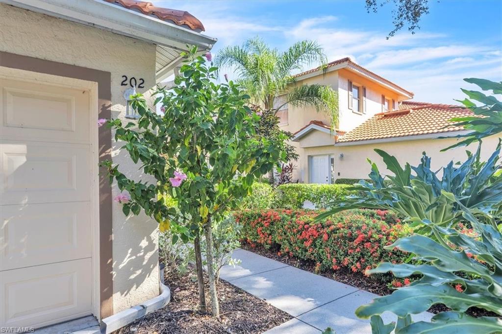 250 Robin Hood CIR 202