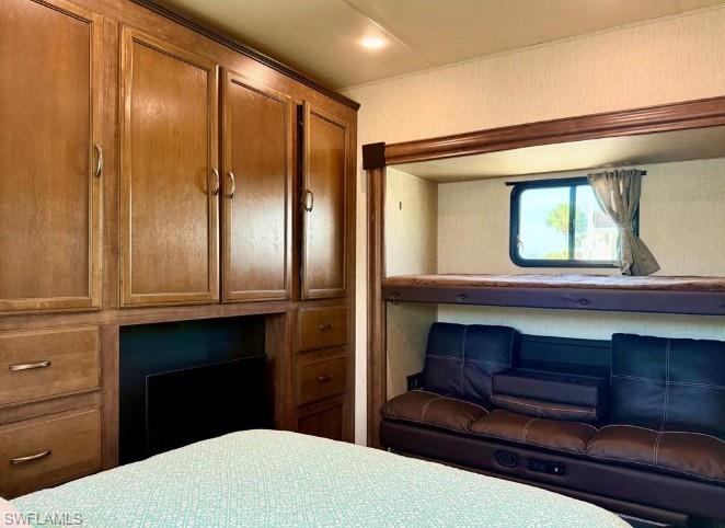 564 Cattleya Refuge 564