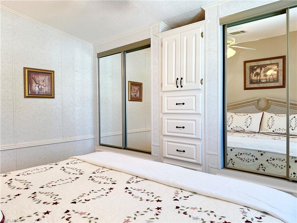 554 Cattleya Refuge 554