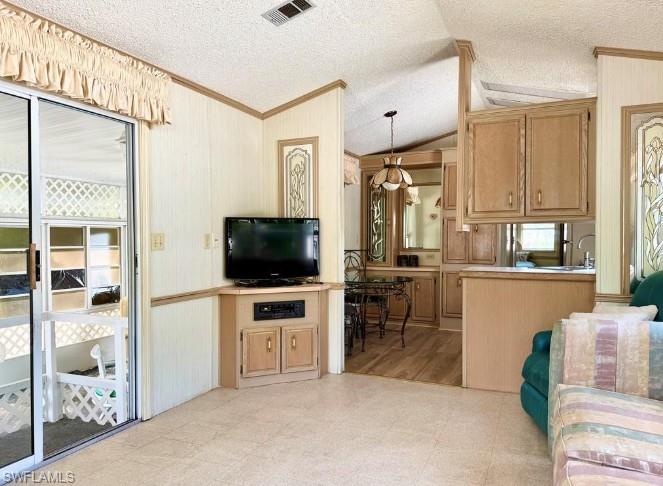 251 Bass LN 251