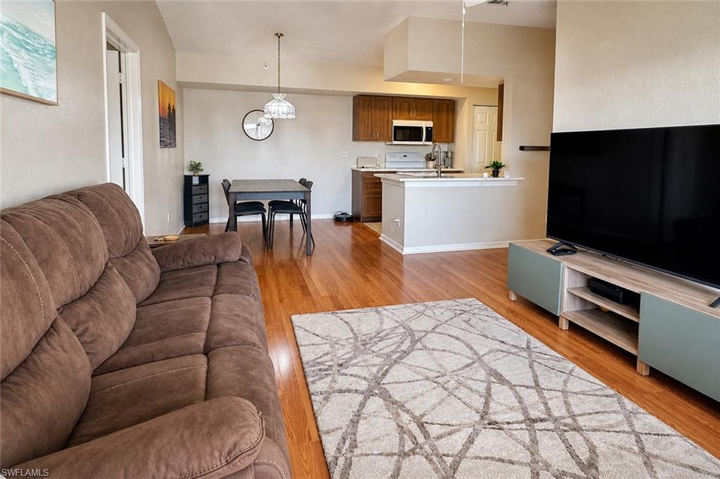 4620 Saint Croix LN 935