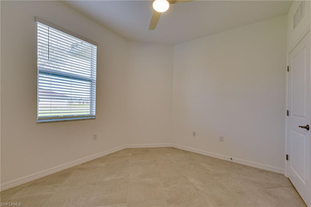 2620 Vine AVE