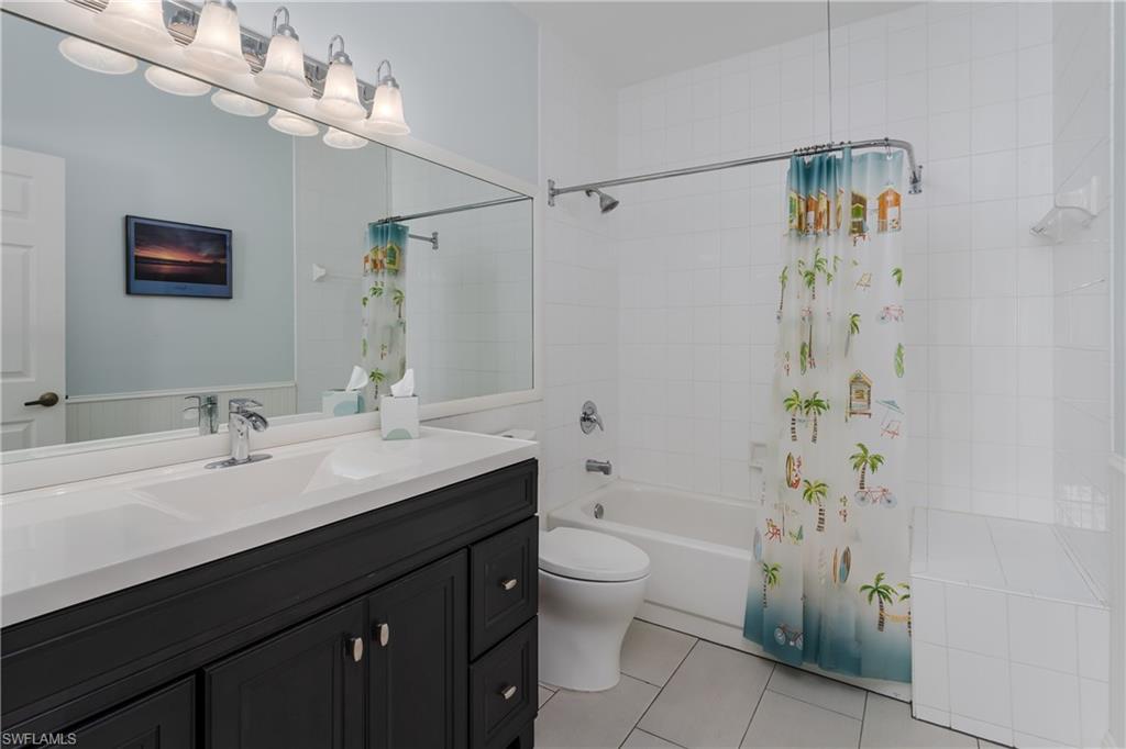 56 Silver Oaks CIR 202
