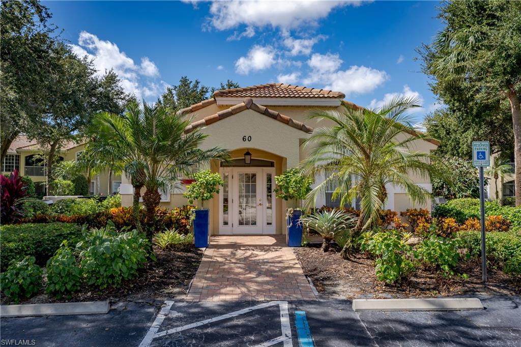 56 Silver Oaks CIR 202