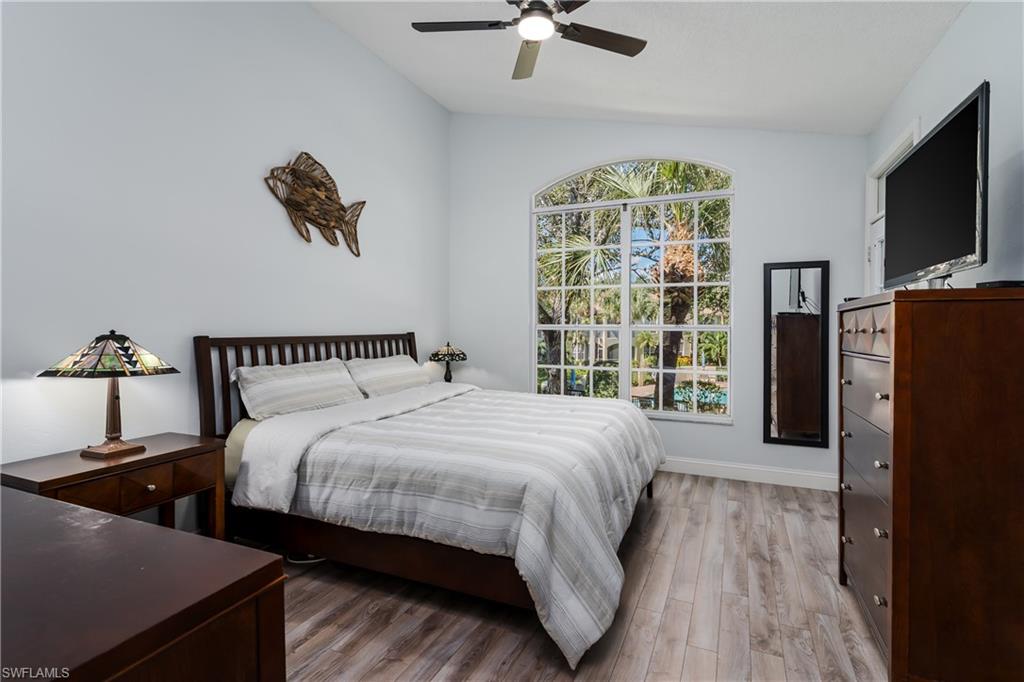 56 Silver Oaks CIR 202
