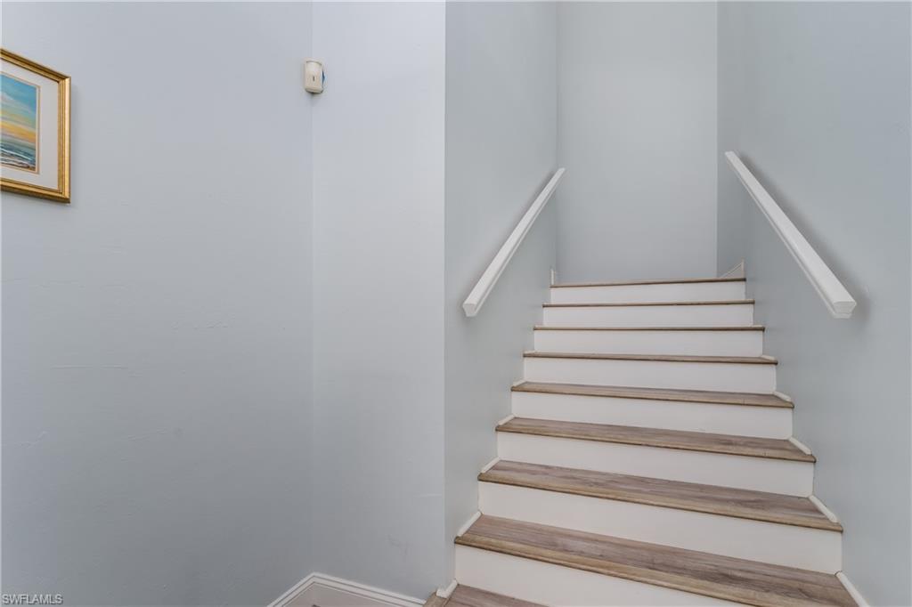 56 Silver Oaks CIR 202