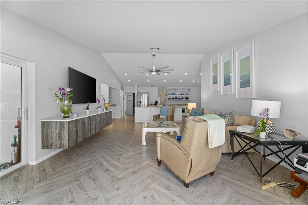 2467 Pine Woods CIR 3