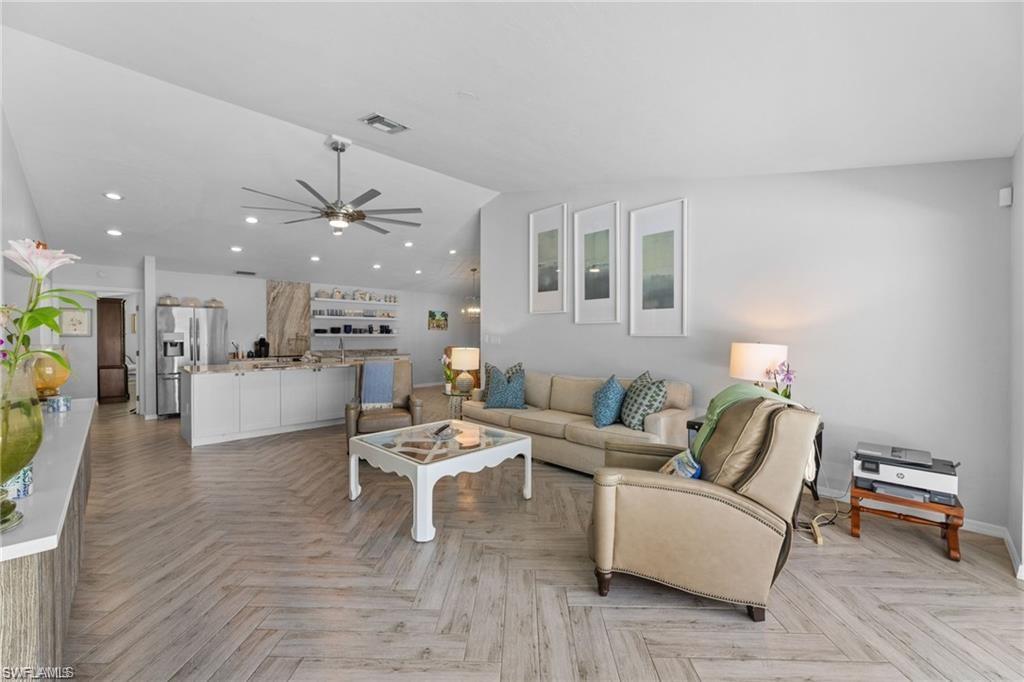 2467 Pine Woods CIR 3
