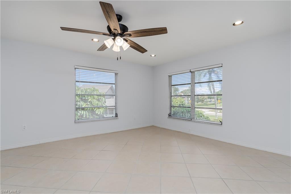 180 Cypress WAY E B212