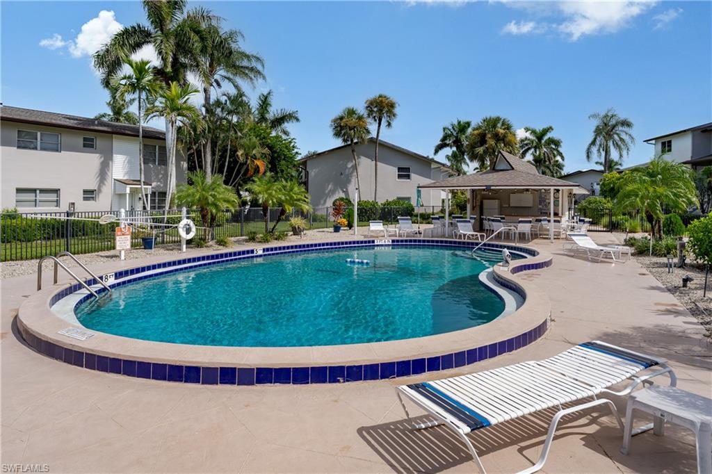 180 Cypress WAY E B212