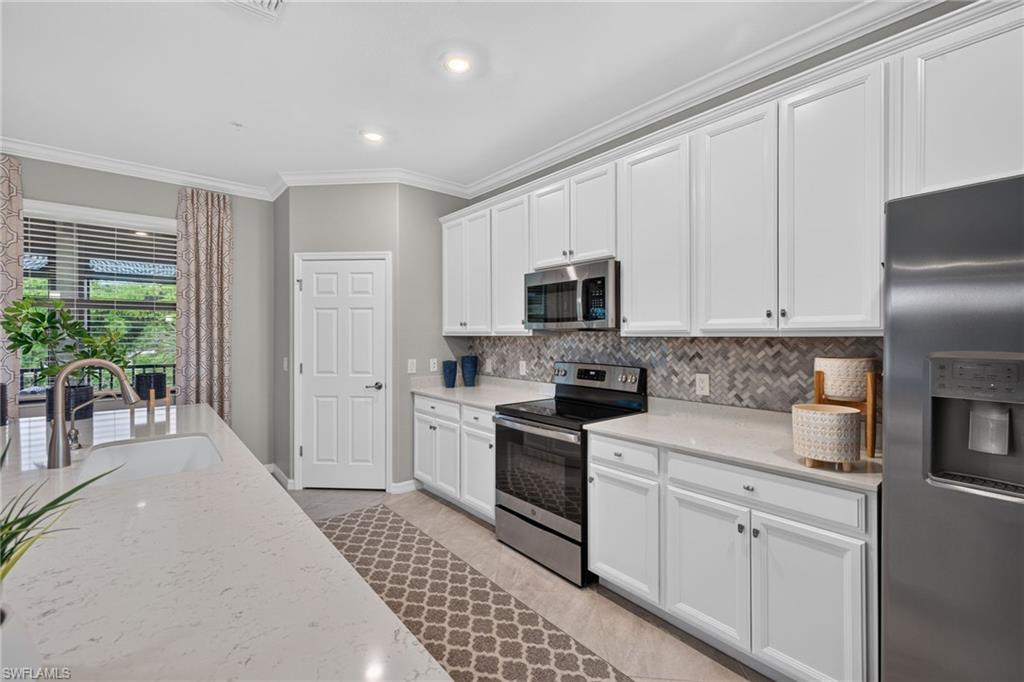 12015 Hawthorn Lake DR 3222