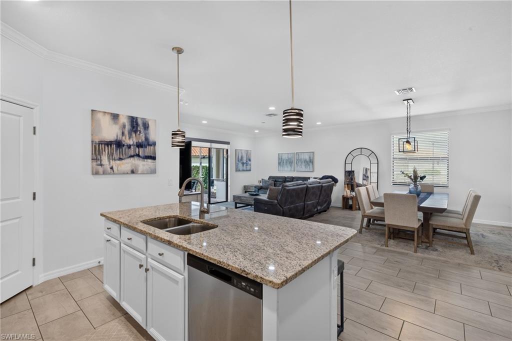 11550 Shady Palm WAY
