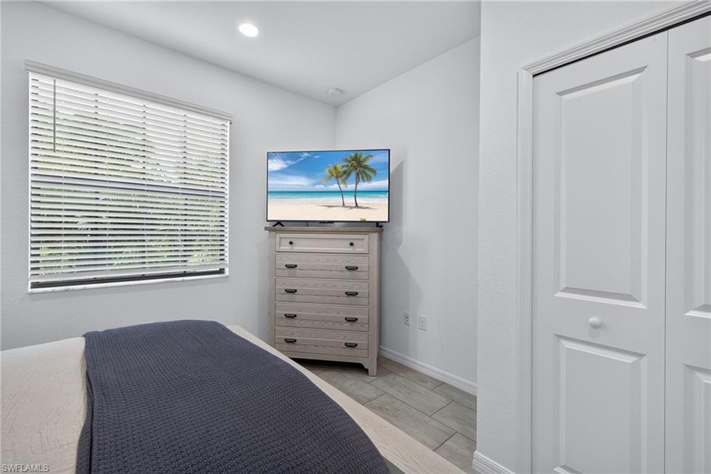 11550 Shady Palm WAY