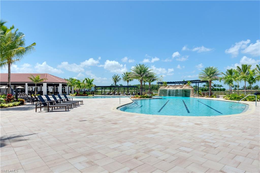 11550 Shady Palm WAY