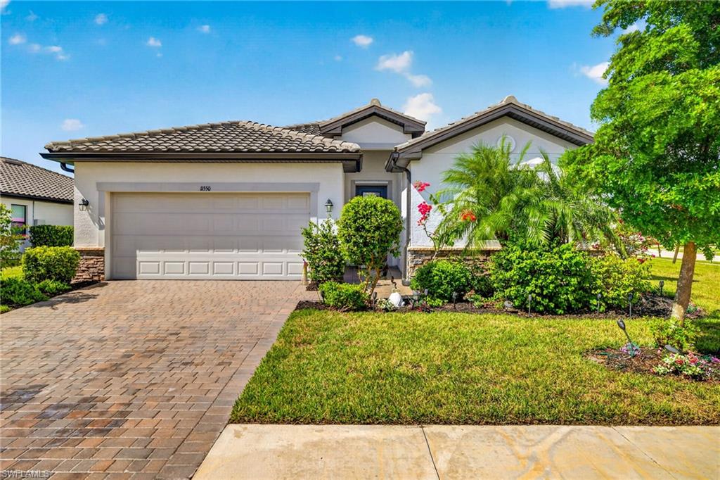 11550 Shady Palm WAY